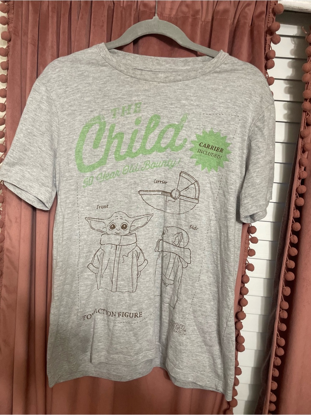 Star Wars The Child Graphic Tee baby Yoda shirt